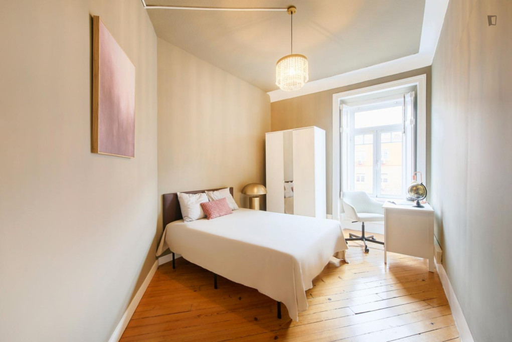 Appealing single bedroom in a property with balcony - Lisbonne - chambre - ImmoJeune