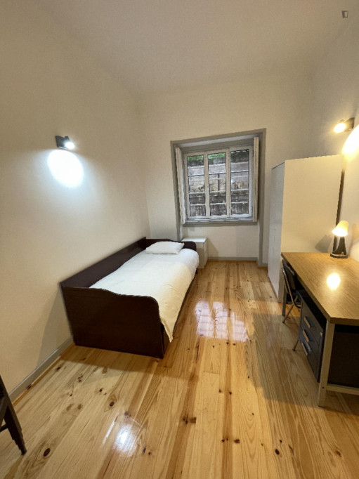 Exclusive Single Bedroom close to Coimbra University - Coimbra - chambre - ImmoJeune