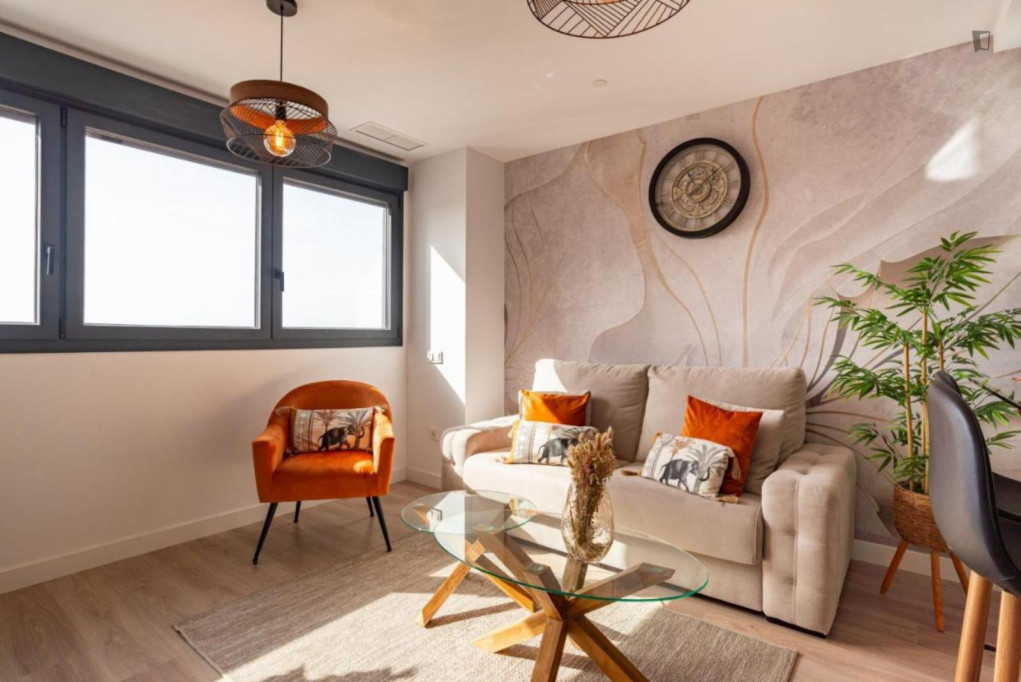 Sunny 1-bedroom apartment in the Palma-Palmilla district - Malaga - chambre - ImmoJeune