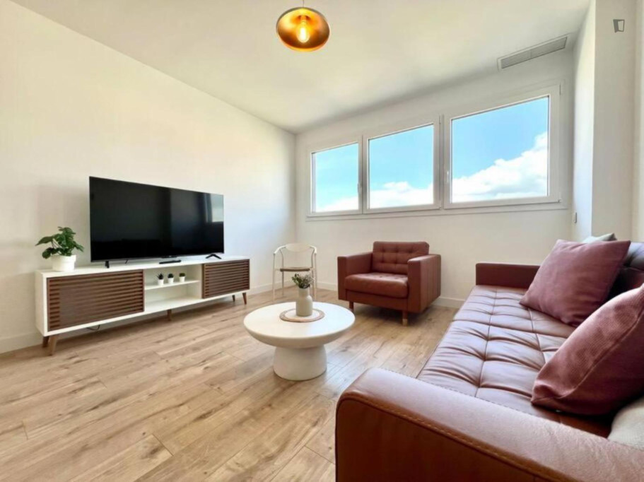 Tasteful 3-bedroom apartment in Palma-Palmilla - Malaga - chambre - ImmoJeune