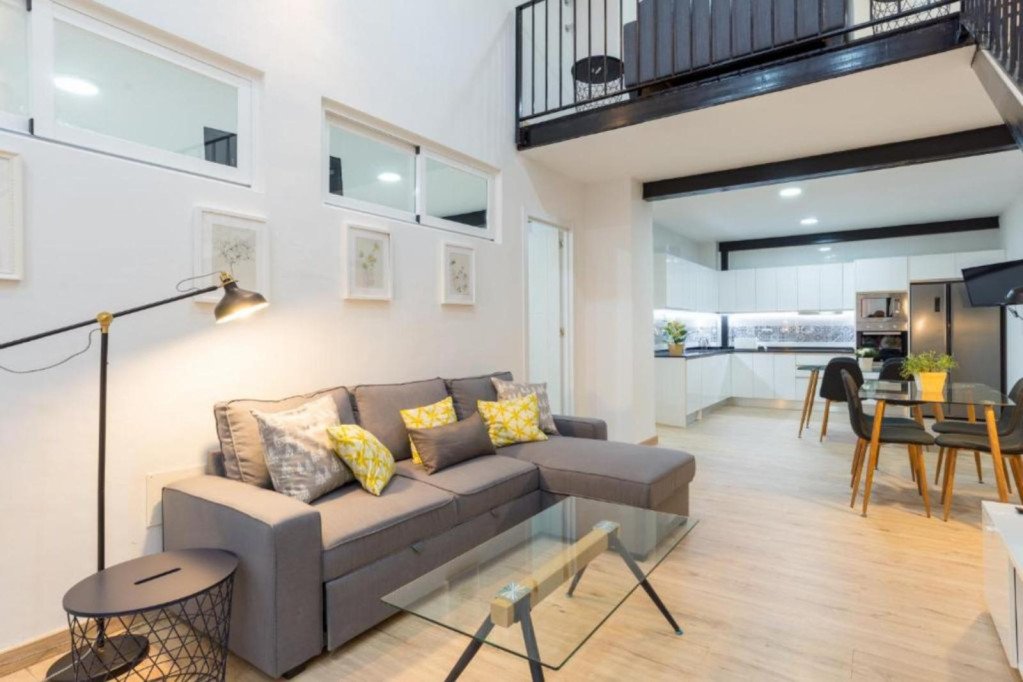 Magnificent 3-bedroom apartment in the heart of Málaga - Malaga - chambre - ImmoJeune