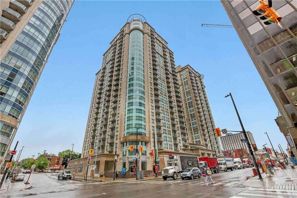 Entire Place·2B2B···234 RIDEAU Street