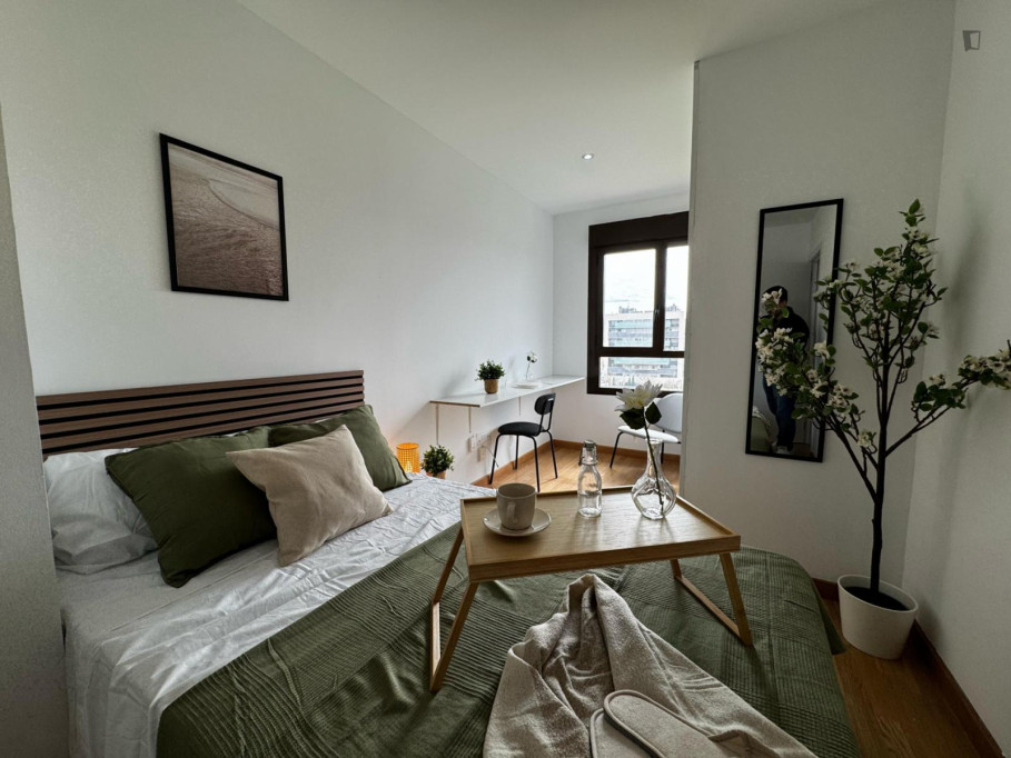 Bright single bedroom in shared flat in Móstoles - Madrid - chambre - ImmoJeune