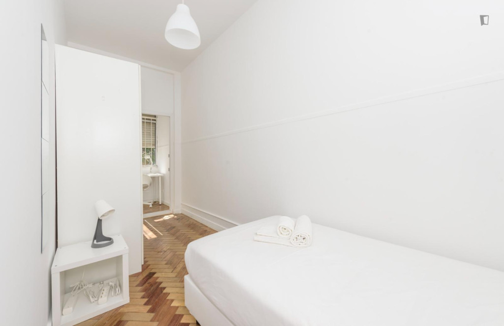 Bright single bedroom in Lapa - Lisbonne - chambre - ImmoJeune