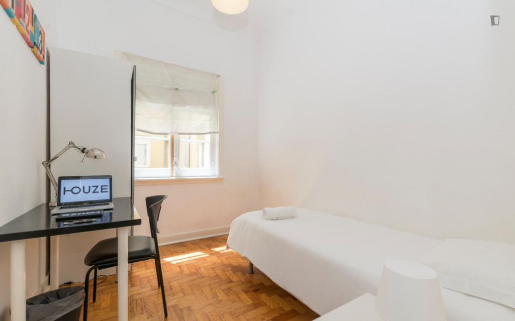 Welcoming single bedroom in Lapa - Lisbonne - chambre - ImmoJeune