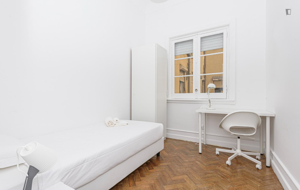 Snug single bedroom in Lapa - Lisbonne - chambre - ImmoJeune