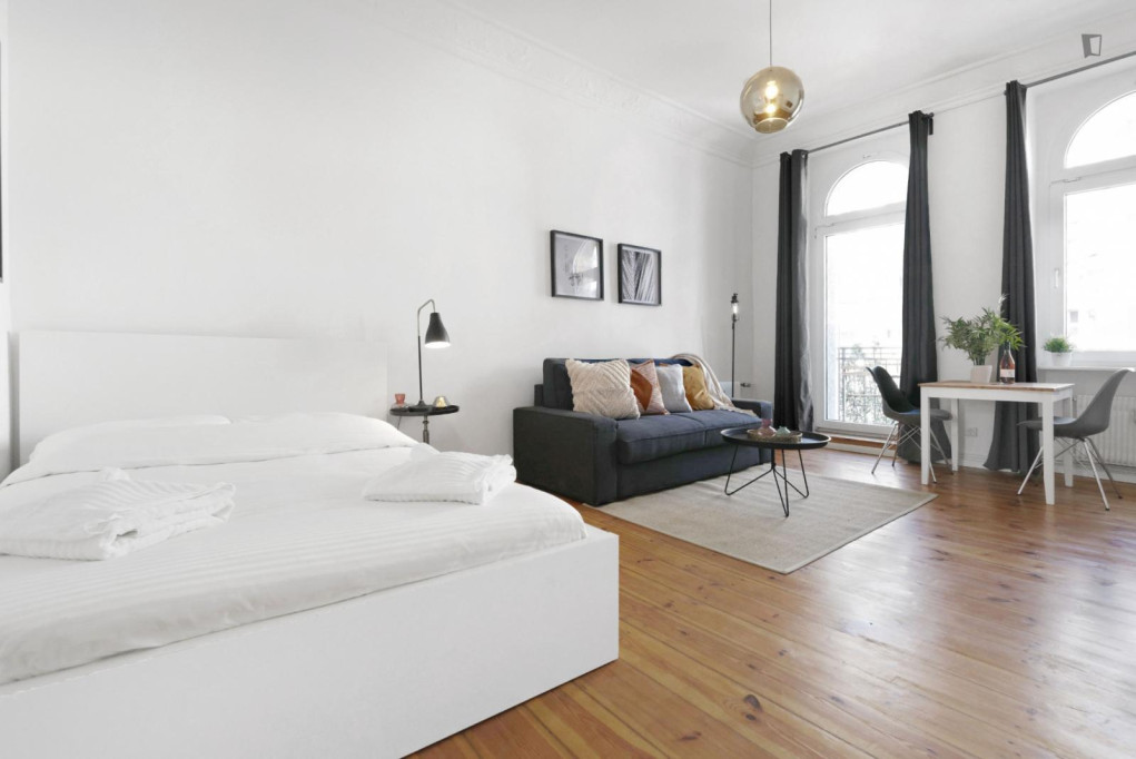 Pleasant studio with balcony in Wedding - Berlin - chambre - ImmoJeune