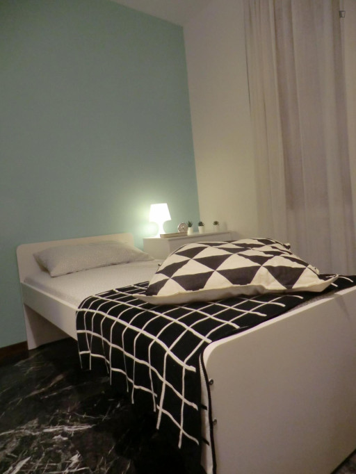 Cosy single bedroom in the Guizza neighbourhood - Padova - chambre - ImmoJeune