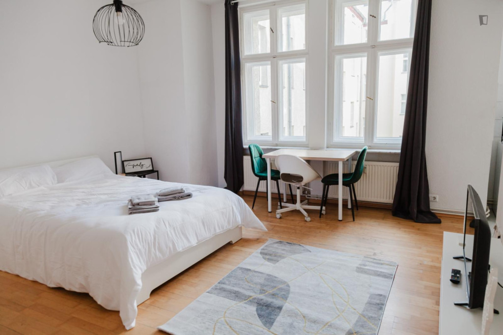 Comfortable studio in well-connected Charlottenburg - Berlin - chambre - ImmoJeune