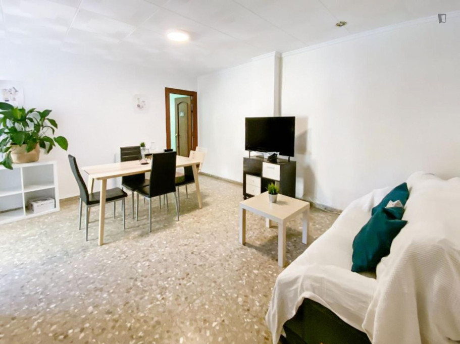 Comfortable 4-bedroom flat in Algirós - Valence - chambre - ImmoJeune