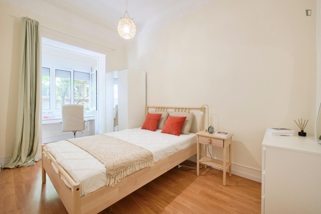 Cozy single bedroom - Lisbonne - chambre - ImmoJeune
