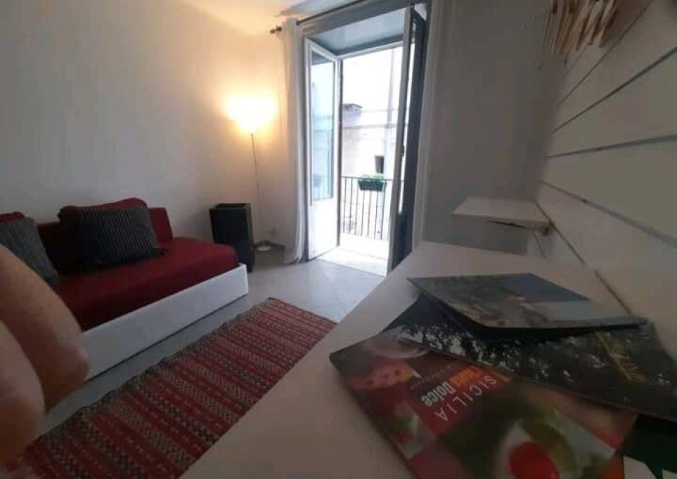 Apartment in Via Aragona, Palermo for 68 m² with 1 bedroom