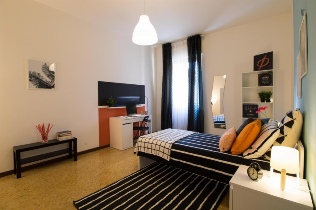 Neat and cosy single bedroom in Borgo Trento