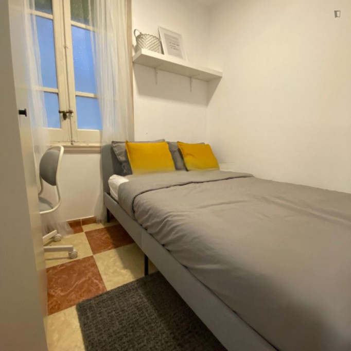 Very nice double bedroom near the Lista metro - Madrid - chambre - ImmoJeune