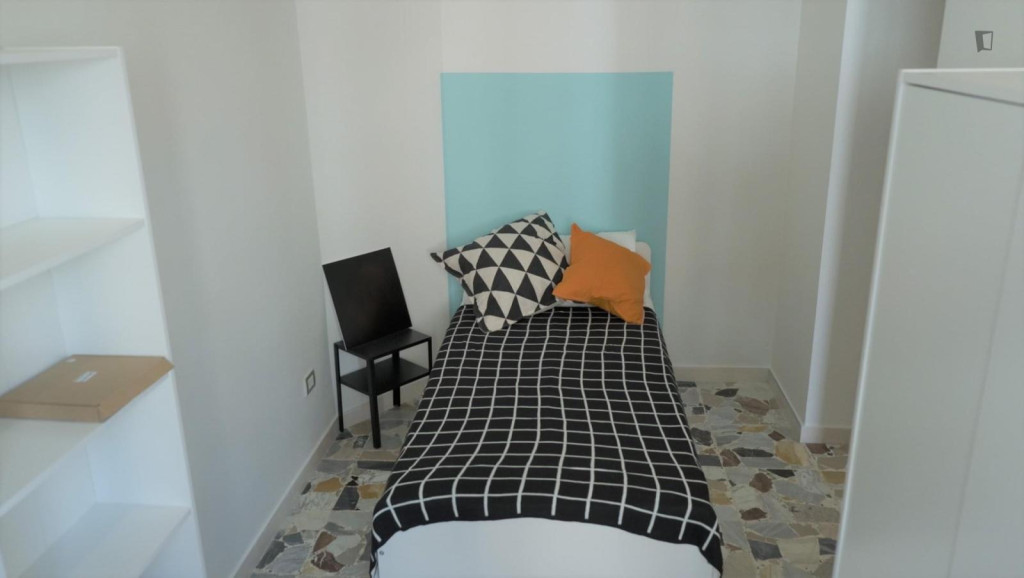 Welcoming single bedroom in Marconi - Sassari - chambre - ImmoJeune