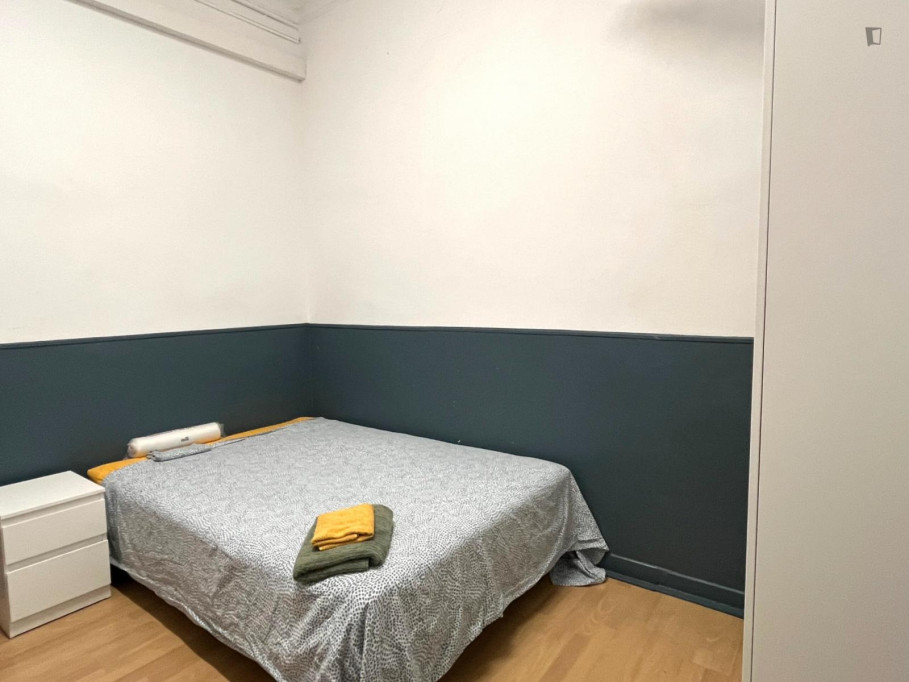 Pleasant single bedroom in shared flat in Eixample - Barcelone - chambre - ImmoJeune