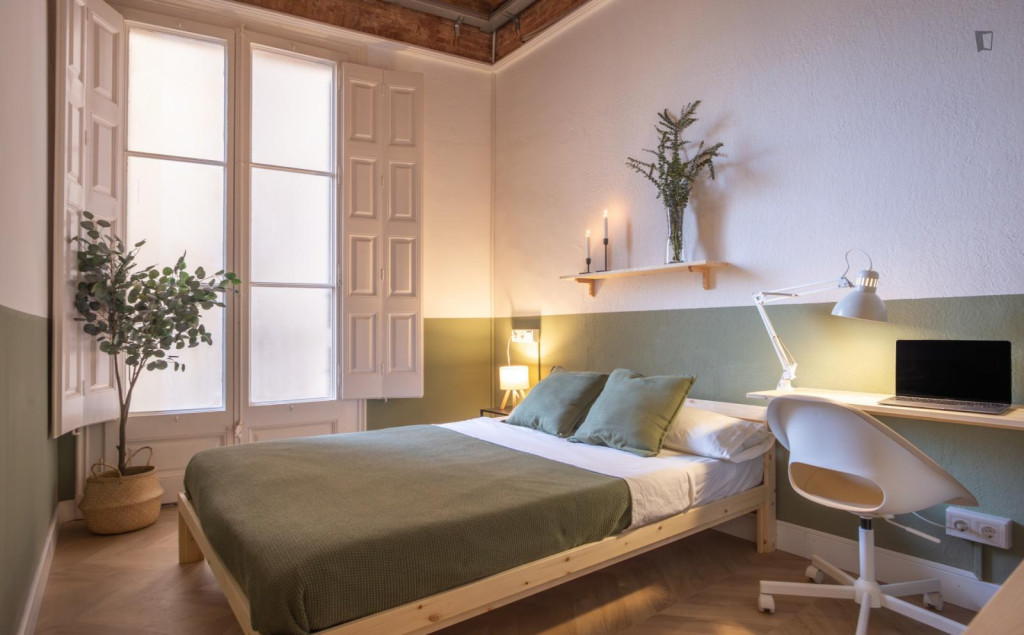 Neat and cosy double bedroom in El Barri Gotic - Barcelone - chambre - ImmoJeune