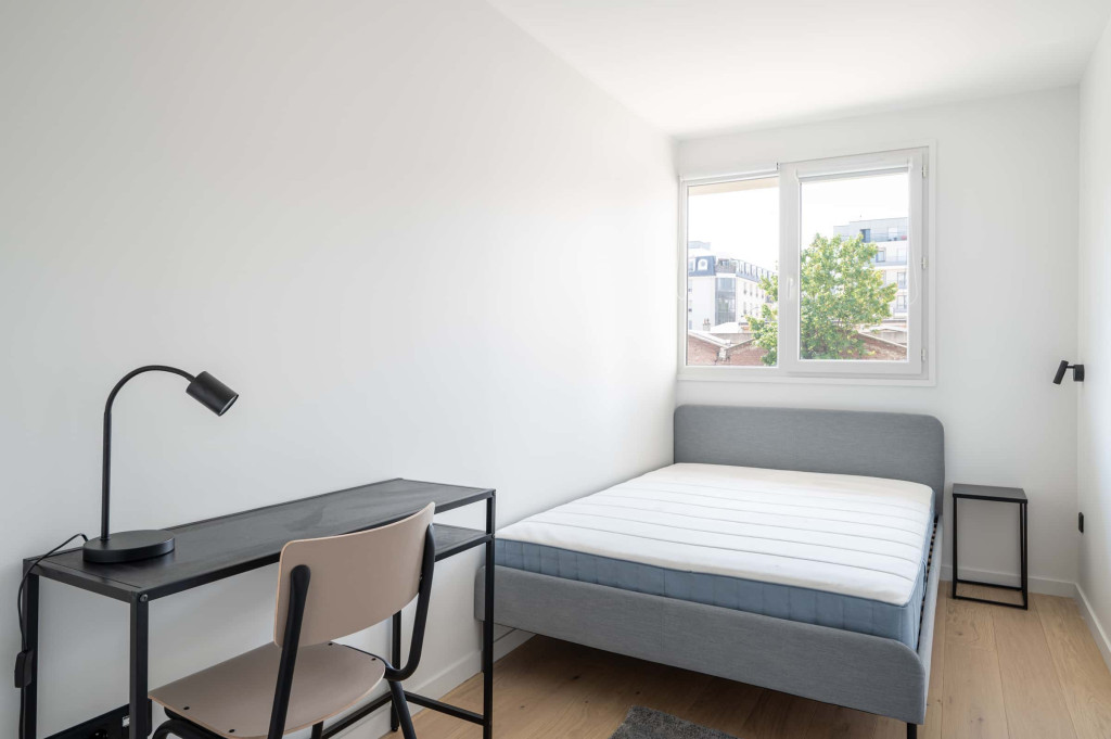 Rue Fernand Pelloutier , Clichy