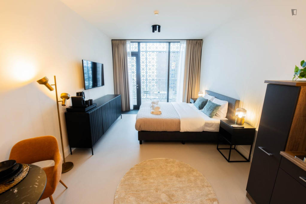 Lovely studio in well-connected Katendrecht - Rotterdam - chambre - ImmoJeune