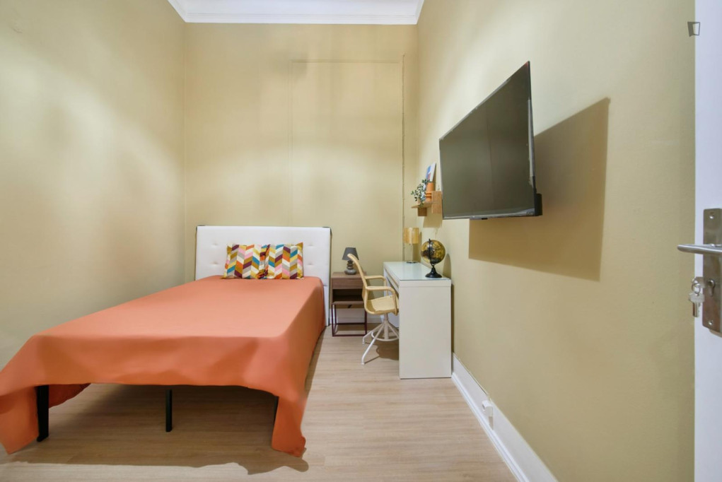 Attractive single bedroom - Lisbonne - chambre - ImmoJeune