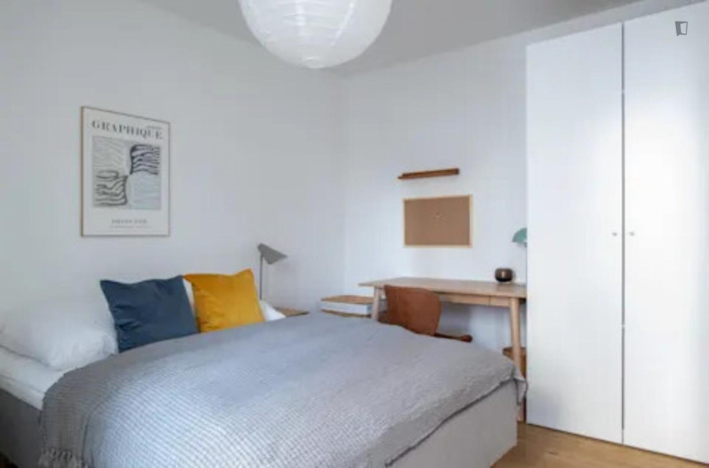 Interesting double bedroom in Schlump - Hamburg - chambre - ImmoJeune