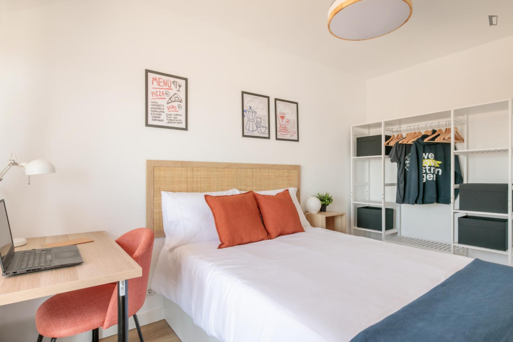 Bedroom for rent in Bono Guarner 21, Alicante