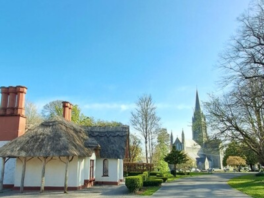 Double room 10 mins from Killarney