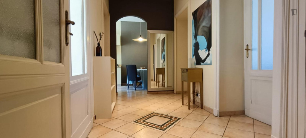 2 Bedroom Apartment in Turin - Turin - chambre - ImmoJeune
