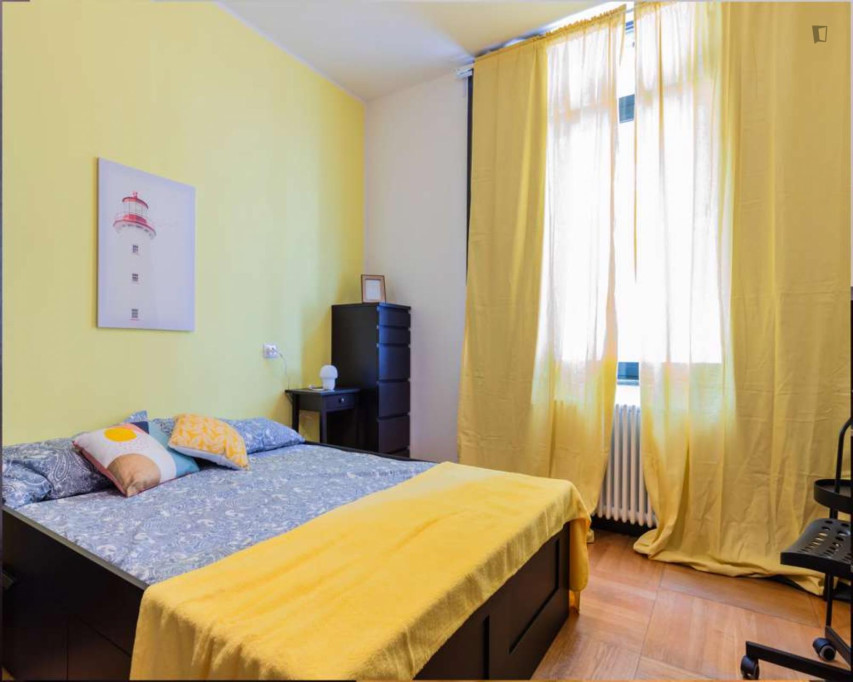 Colourful double bedroom near Parco delle Memorie Industriali - Milan - chambre - ImmoJeune