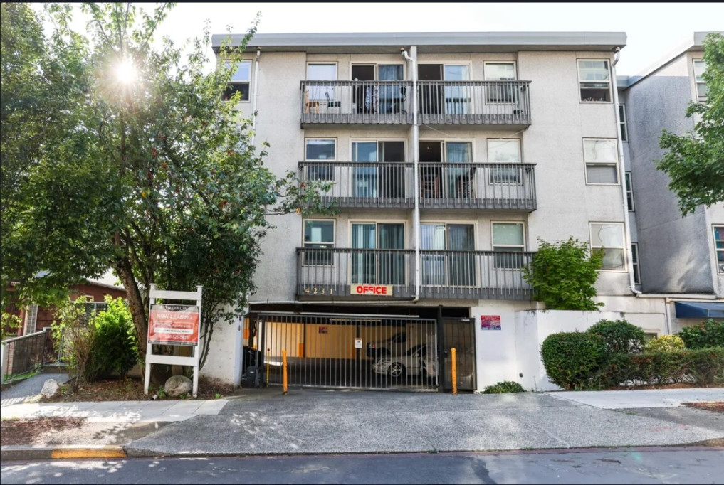 Forde Apartments