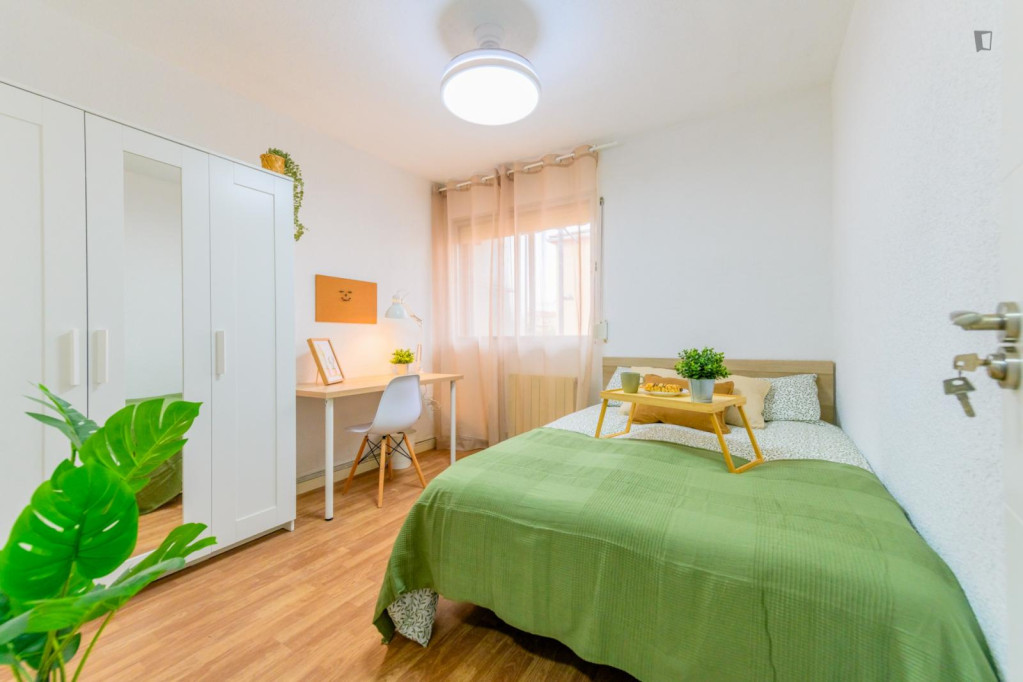 Nice single bedroom in shared flat in Getafe - Madrid - chambre - ImmoJeune