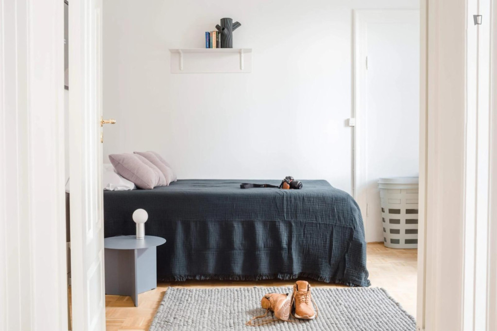 Grand double bedroom near the Trianglen St. metro - Copenhagen - chambre - ImmoJeune