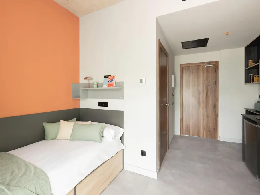 Maria Oliveras - Barcelone - chambre - ImmoJeune