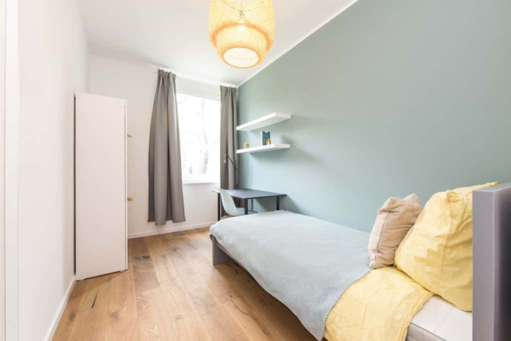 Zimmer in der Nazarethkirchstraße 51 (Aufgang D)