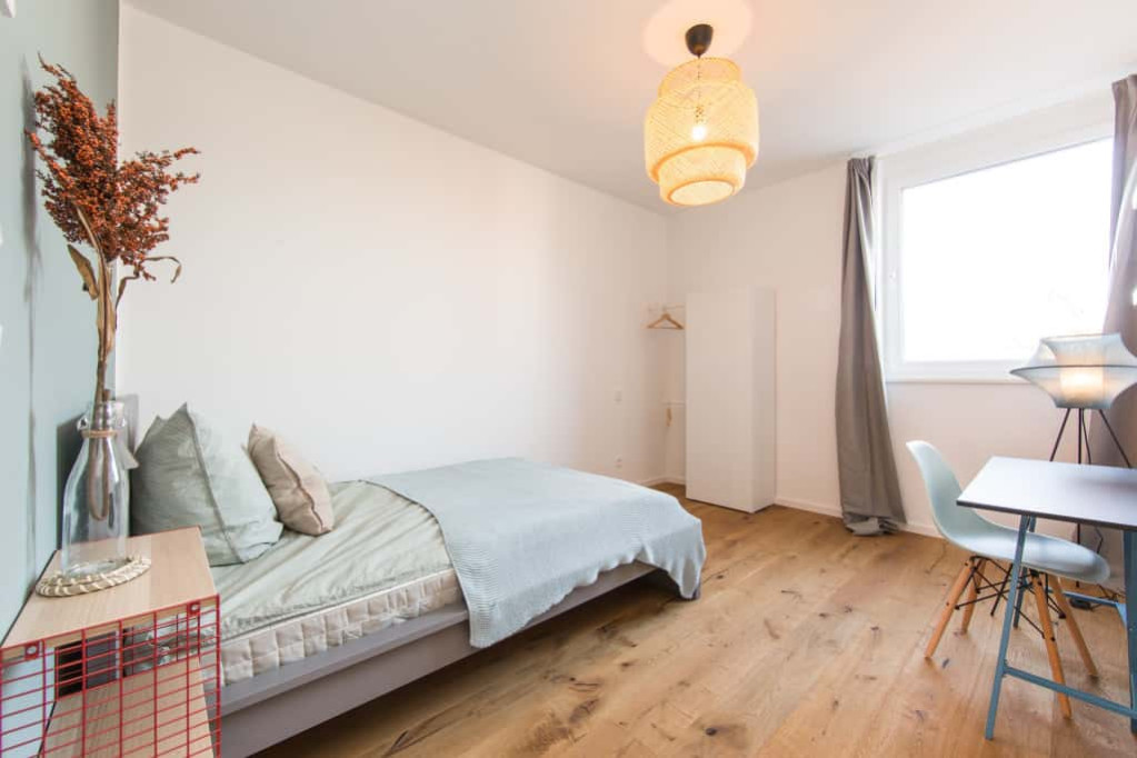 Zimmer in der Nazarethkirchstraße 51 (Aufgang E)