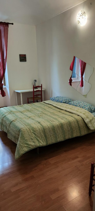 1-bedroom apartment, with outdoor area - Turin - chambre - ImmoJeune