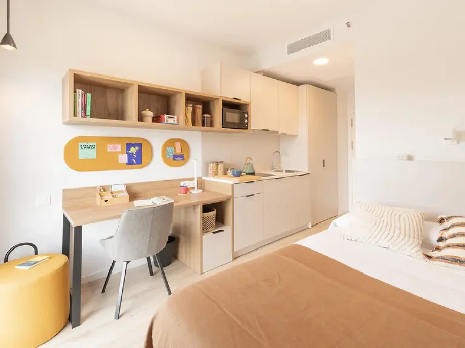 LLac - Barcelone - chambre - ImmoJeune