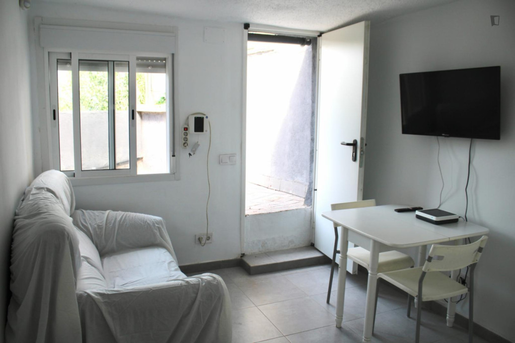1-bedroom apartment, with outdoor area - Barcelone - chambre - ImmoJeune