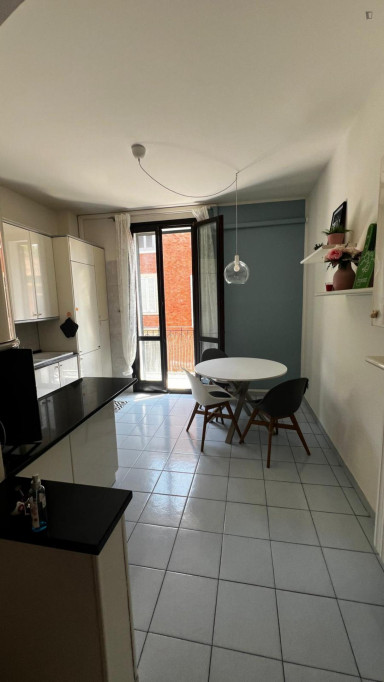 Wonderful 2-bedroom apartment in the Cirenaica area - Bologne - chambre - ImmoJeune