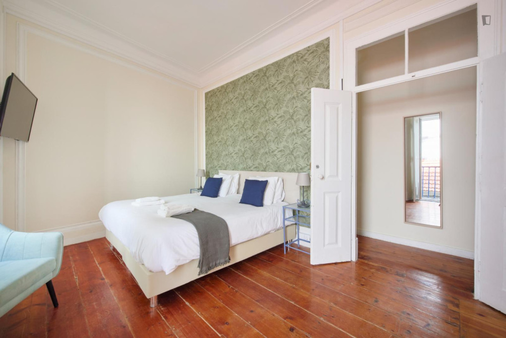 Large double ensuite bedroom close to IADE - Lisbonne - chambre - ImmoJeune
