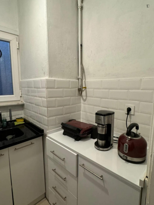 Comfy Double Bedroom close to Şişhane Metro
