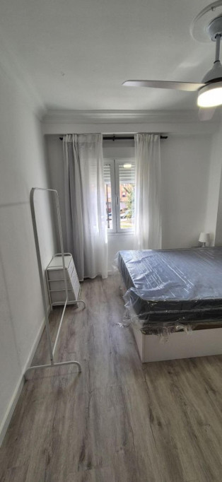 Snug double bedroom in residential Marxalenes - Valence - chambre - ImmoJeune