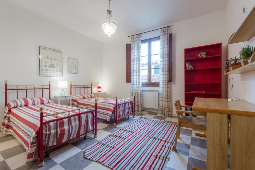 Cool Apartment in Florence - Florence - chambre - ImmoJeune