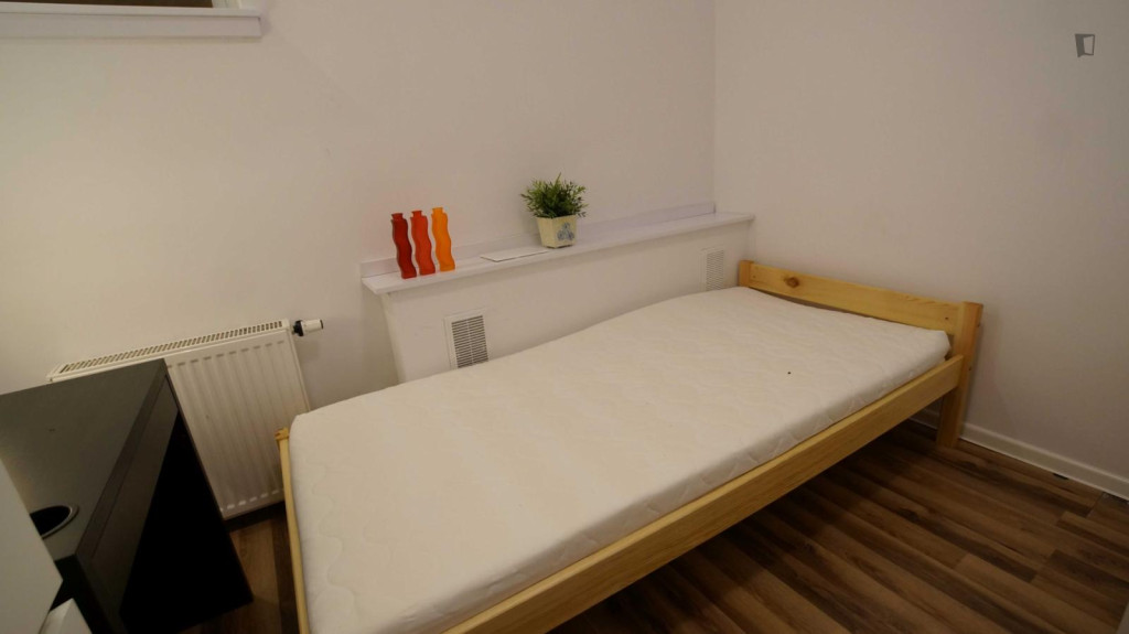 Pleasant single bedroom in Radogoszcz - Wschód - Lodz - chambre - ImmoJeune