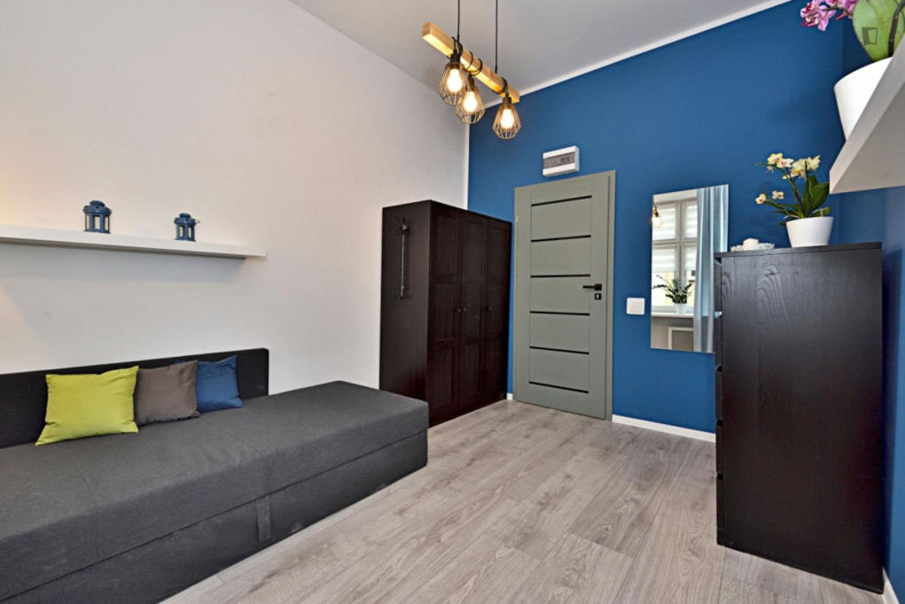 Comfortable single bedroom in shared flat near Politechnika Łódzka - Lodz - chambre - ImmoJeune
