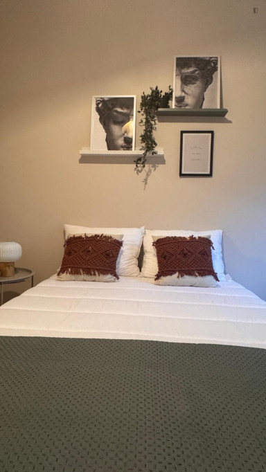 Astonishing Double Bedroom close to Cidade de Coimbra Stadium