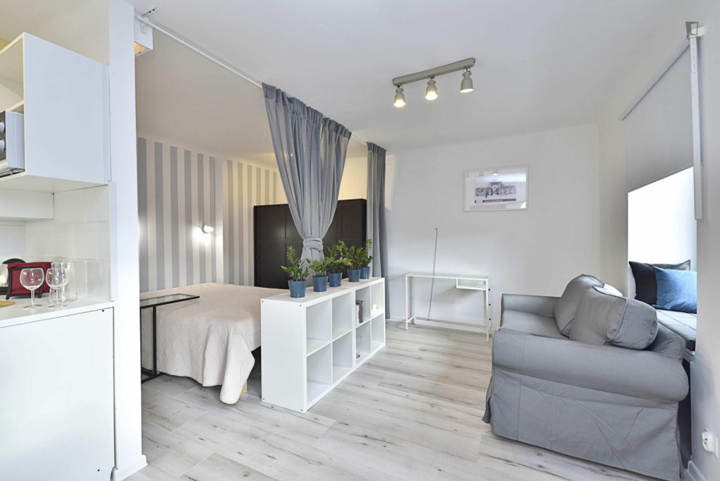 Comfortable studio close to the Lodz University of Technology - Lodz - chambre - ImmoJeune