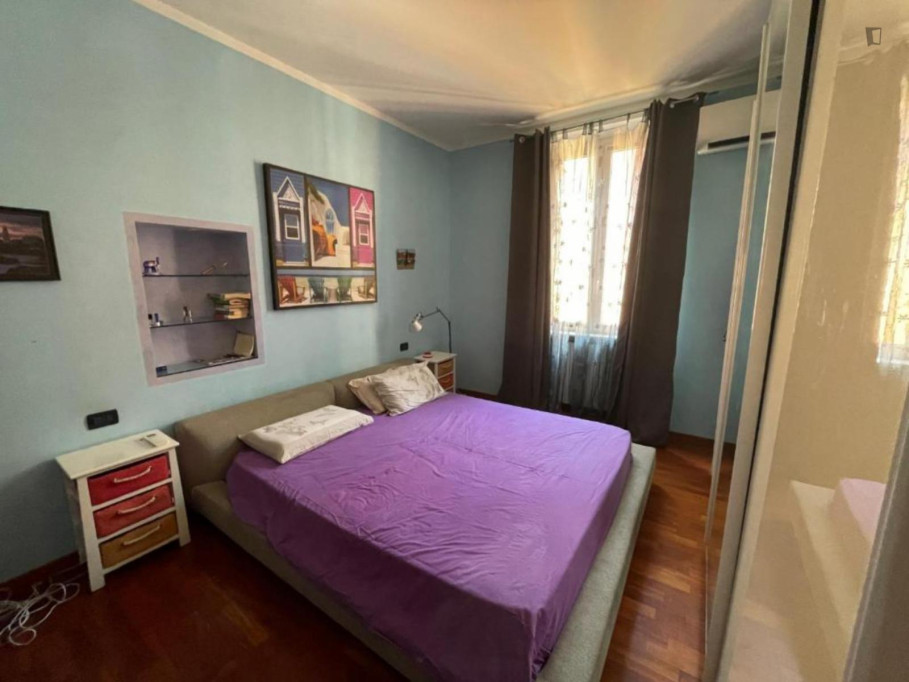 CAMERA DOPPIA IN BELLISSIMO APPARTAMENtO IN CENTRO MILANO - Milan - chambre - ImmoJeune