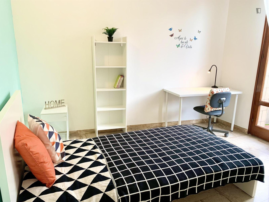 Comfy single bedroom in Santa Maria Novella - Florence - chambre - ImmoJeune