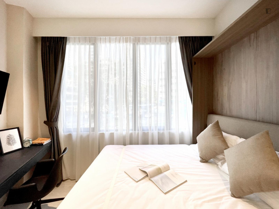 Alluring studio in well-linked Novena